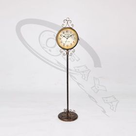 decoration-clock-on-stand