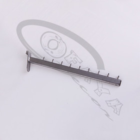 Sloping arm for oval rail