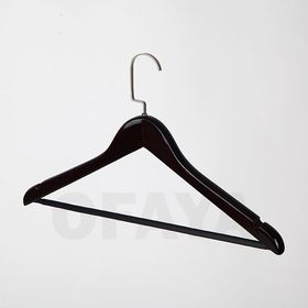 40226 -Wooden hanger for jackets and outerwear