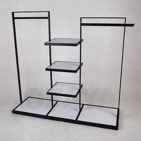 30806 - Shelves for shoes and racks for clothes