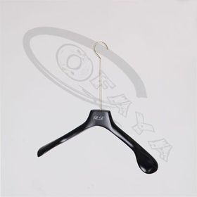 03 - Luxury wooden hanger for outerwear