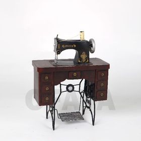 51201 - Sewing machine decoration