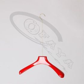 05 - Luxury wooden hanger for outerwear