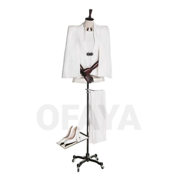 20103 - Female mannequin torso - Image 2