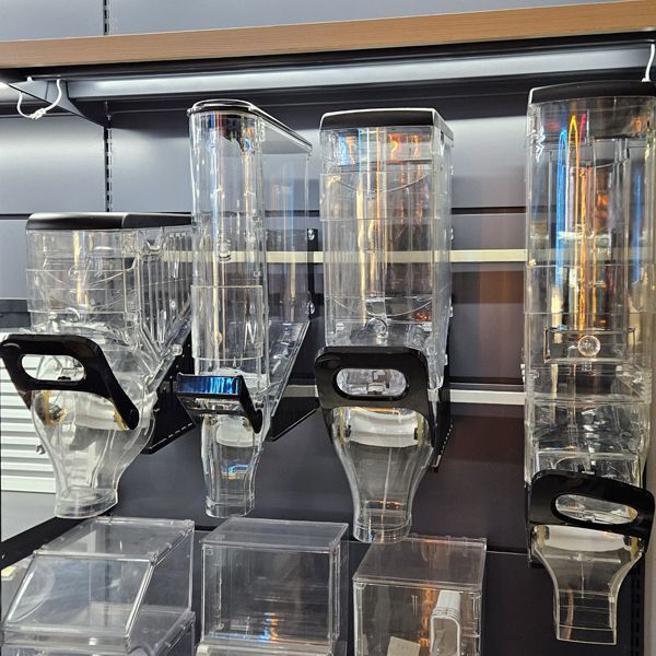 Контейнер за насипни храни